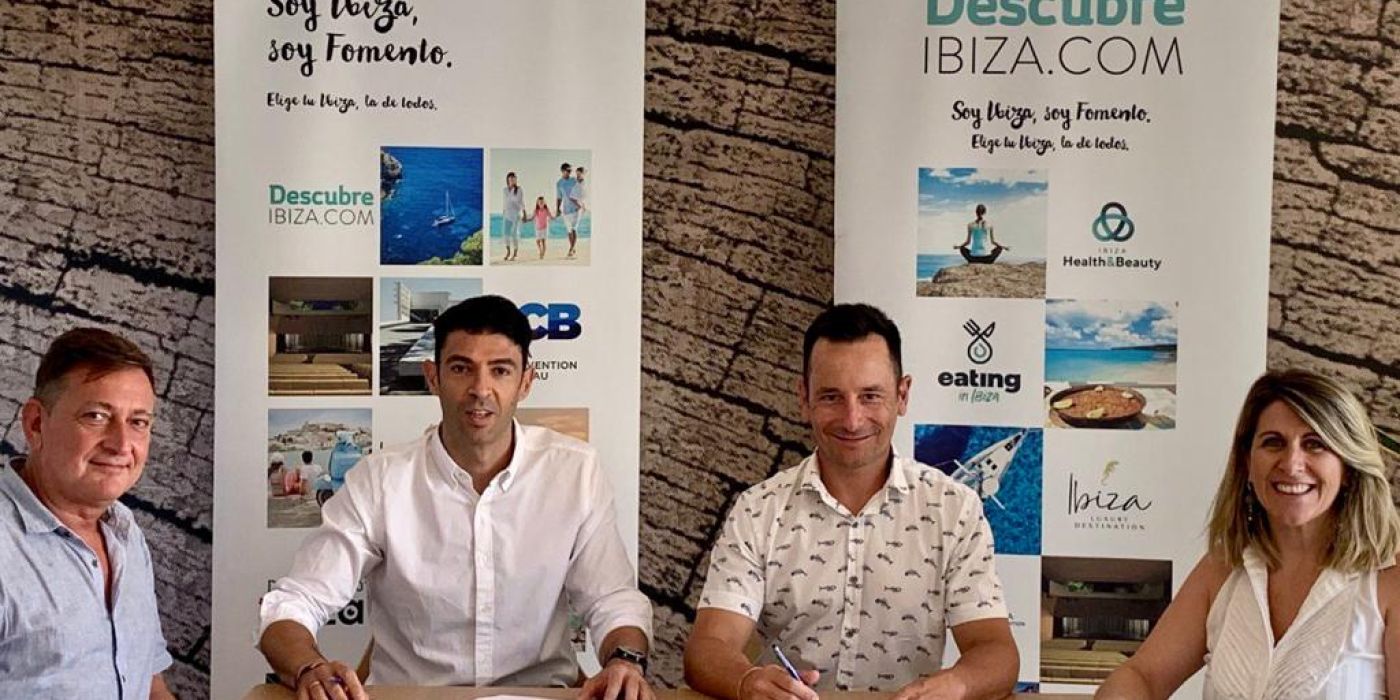 Fomento del Turismo firma un convenio de colaboración con el Ayuntamiento de Ibiza