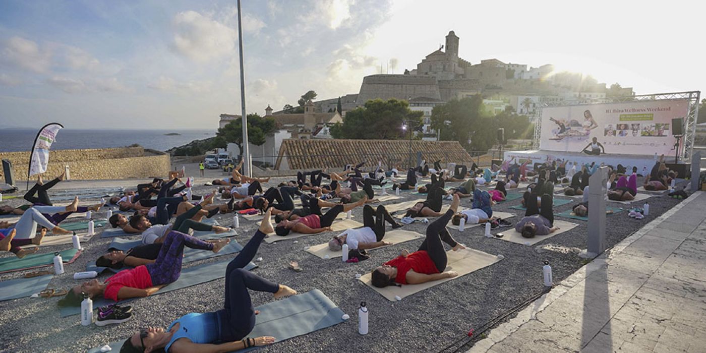 Ibiza Wellness Weekend reune a miles de participantes en Ibiza